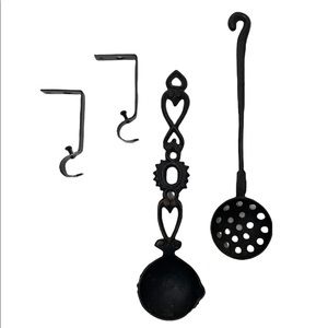 Vintage Antique Black Cast Iron Cast Metal Set & Black Hand Bent Metal Brackets